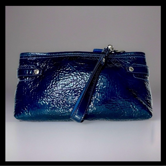 Coach Audrey Patent Leather Large Wristlet-NWT - Picture 2 of 8